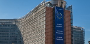 comisia europeana 123rf